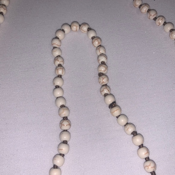 Long White Bead Necklce - Picture 3 of 3